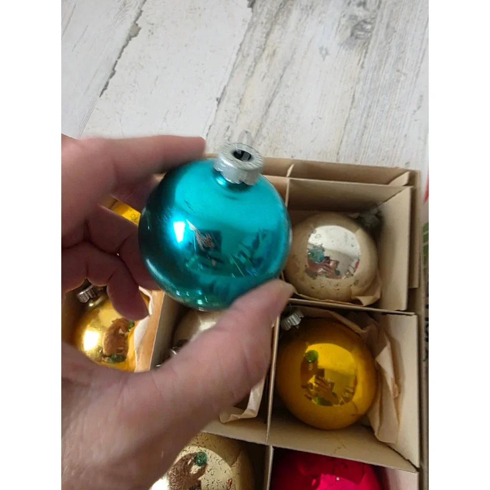 Vintage shiny Brite ball ornament green red gold silver set box Santa Land Xmas